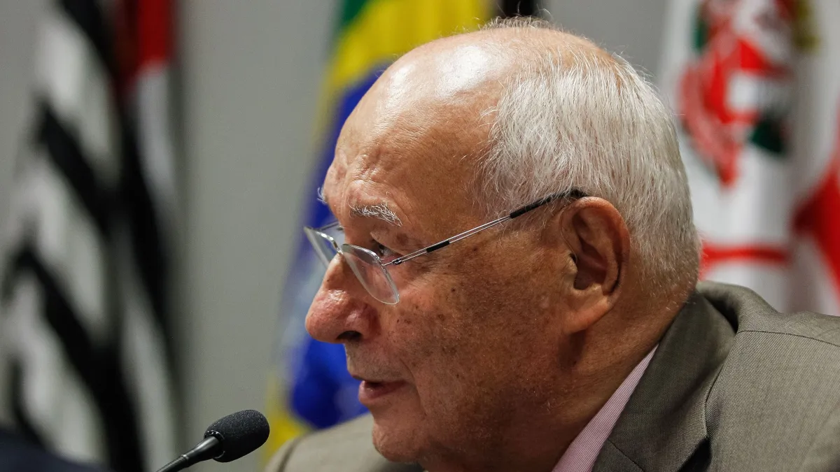 Julgamento de recurso contra Ives Gandra é suspenso na OAB-SP