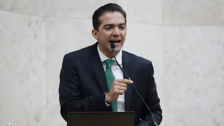 Justiça torna Rubinho Nunes inelegível e cassa mandato do vereador