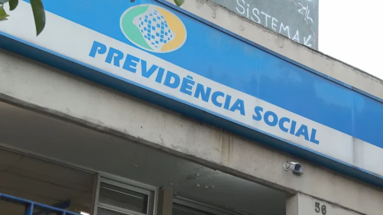 Correios vai se reunir com INSS para definir atendimento a aposentados