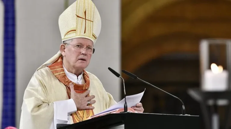 Presidente da CNBB participa de jantar com novo papa nesta quinta (8)