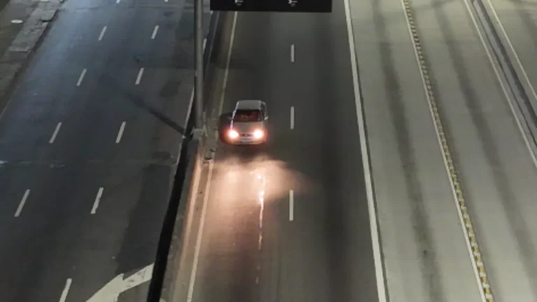 Vídeo flagra motorista trocando de lugar para fugir da Lei Seca no RJ