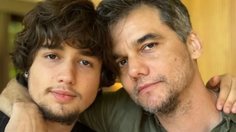 Filho de Wagner Moura homenageia o pai em aniversário: “Te amo infinito”
