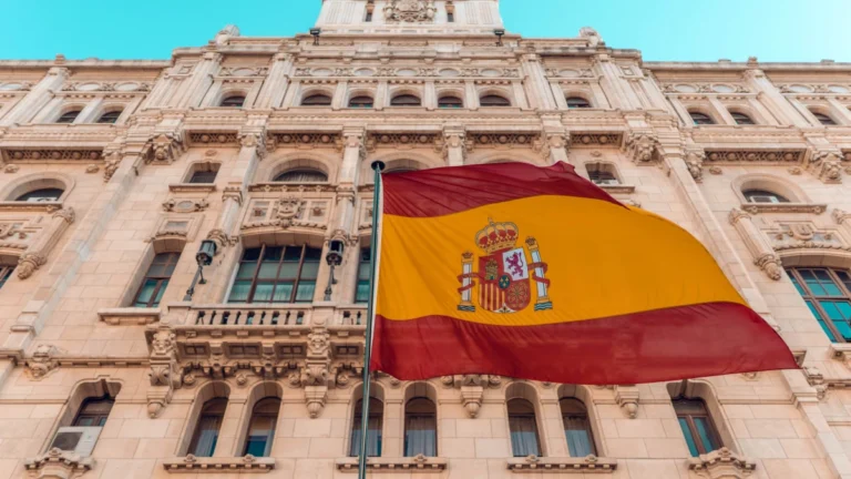 Trump ameaça impor tarifas a Espanha após recusa com gastos de defesa
