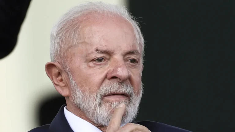 Lula é orientado mudar discursos sobre gastos públicos