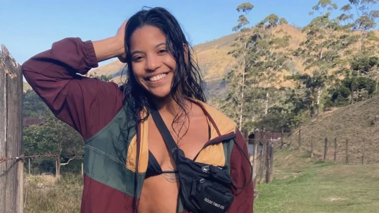 Corpo de Juliana Marins será içado de vulcão ao amanhecer na Indonésia