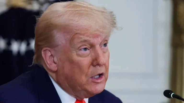Trump reforça cobrança à Powell para reduzir juros após dados de emprego