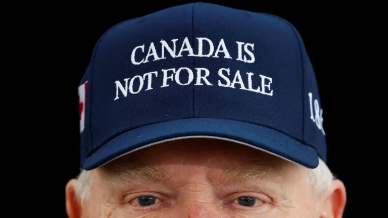 Trump eleva tarifa sobre Canadá para 35%, diz Casa Branca