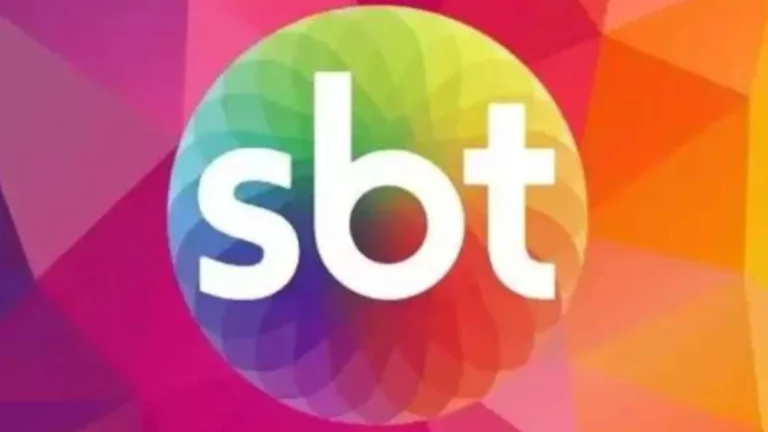 Ratinho brinca com disputa judicial para anunciar programa polêmico no SBT