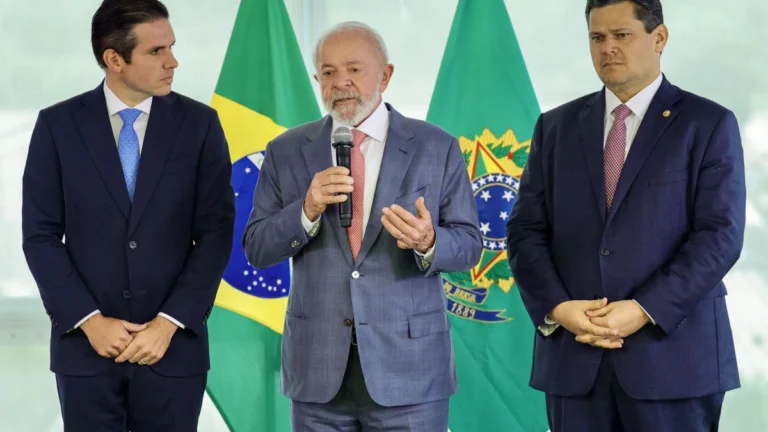 AGU adianta que Lula deve se encontrar com Hugo e Alcolumbre após o Brics