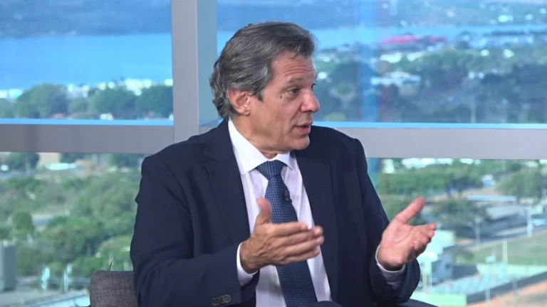 Isenção para empresas não está em plano de contingência, diz Haddad à CNN
