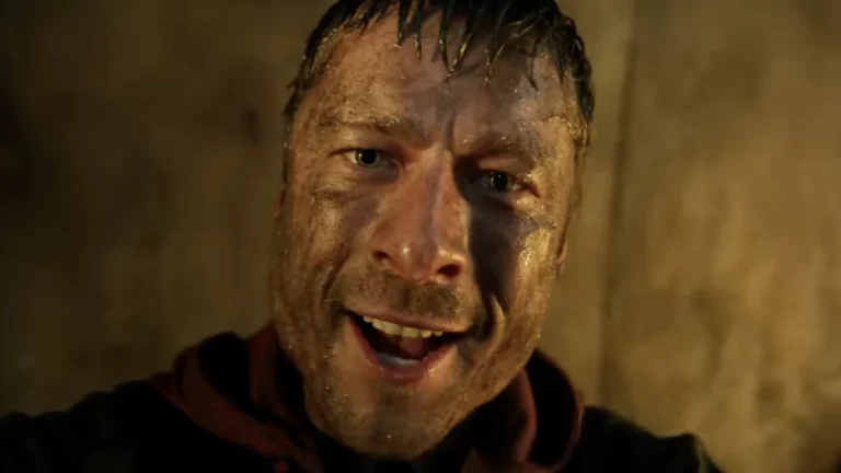 Glen Powell assume papel de Arnold Schwarzenegger em remake; veja o trailer