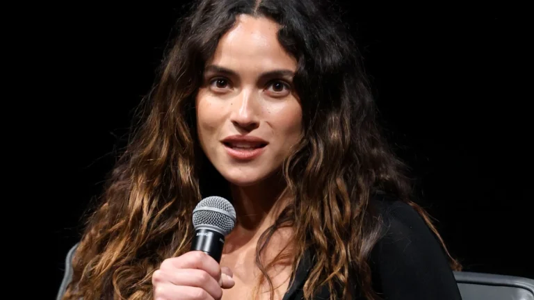 Adria Arjona como Mulher-Maravilha? James Gunn reage à hipótese