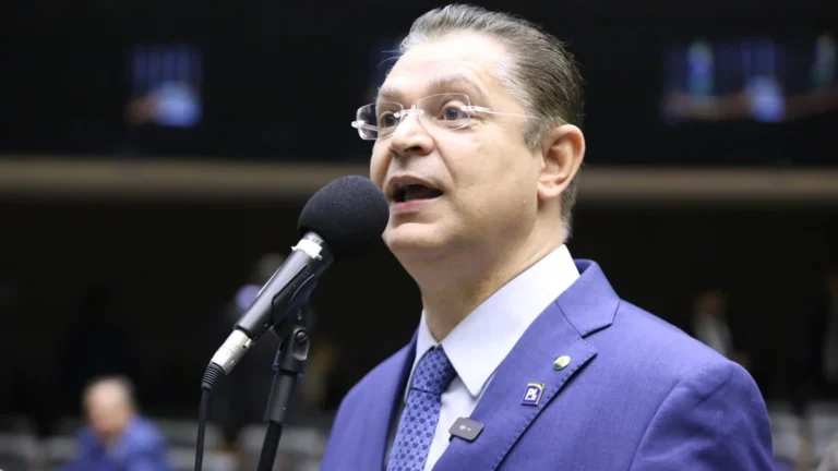 Sóstenes sobre decisão de Moraes: “Ruptura institucional sem precedentes”