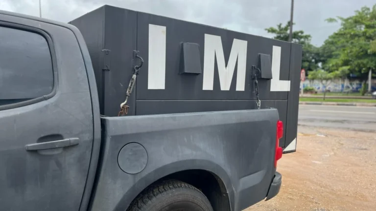 Homem é morto a tiros na frente de casa na zona Oeste de Boa Vista