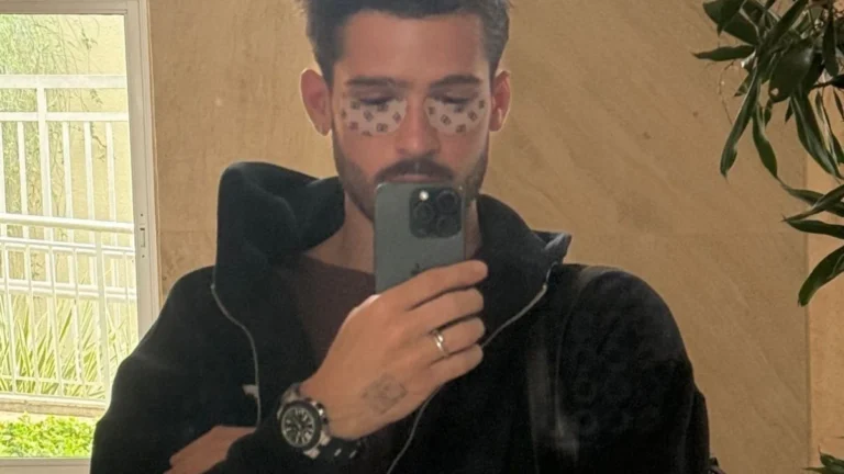 João Guilherme posa de saia e ganha elogios dos fãs na web; veja