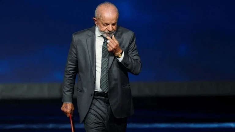 Peixe, carne e eleições: o cardápio do almoço de Lula com o PSB