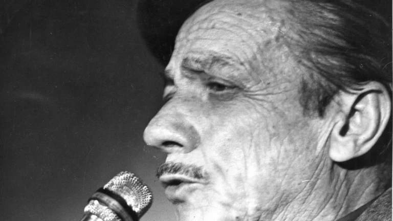 Adoniran Barbosa completaria 115 anos de nascimento neste quarta (6)