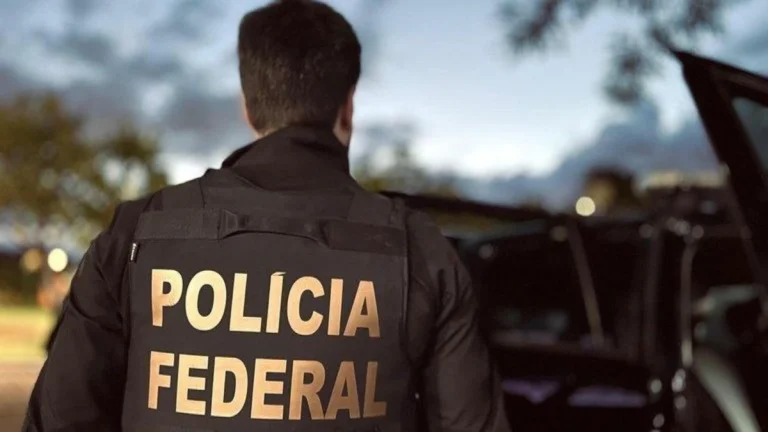 PCC: alvos esconderam carros e computadores, aponta PF