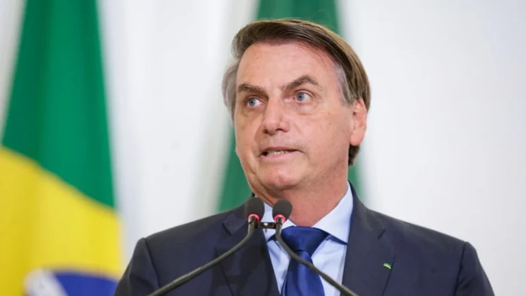 DataFolha: 61% rejeitam candidatos que prometam livrar Bolsonaro
