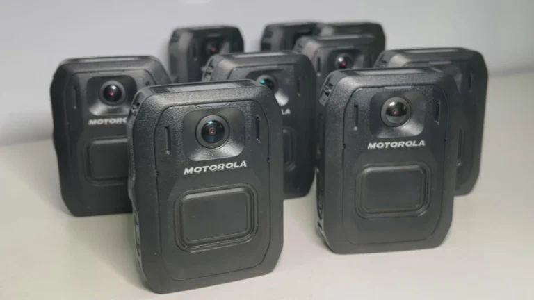 Entenda como será o reconhecimento facial e de placas pelas bodycams em SP