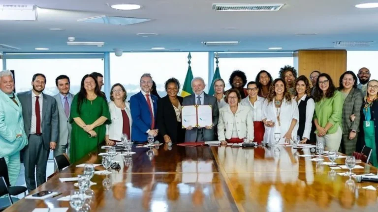Presidente Lula oficializa Dia Nacional da Axé Music