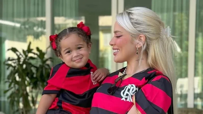 Karoline Lima nega autismo na filha, mas suspeita de outro diagnóstico