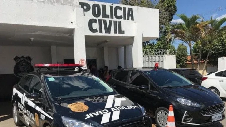 Preso com pornografia infantil, tio de Michelle Bolsonaro é solto