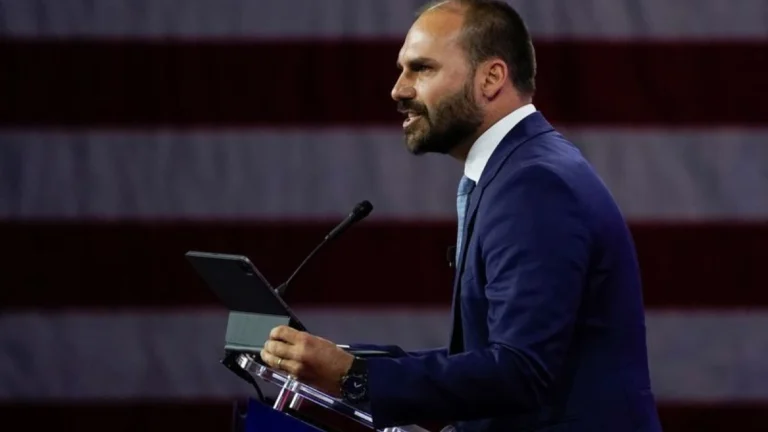Governo Trump chama Eduardo Bolsonaro para reunião em Washington