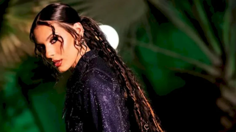 Ana Castela rebate seguidora que a chamou de “bêbada”