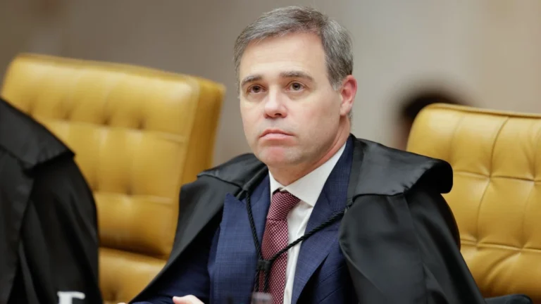 Mendonça vira relator de pedido de suspensão de ação do plano de golpe