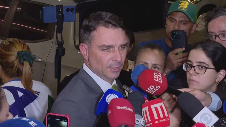 Flávio ataca Moraes sobre conduta com Bolsonaro: “Não tem humanidade”