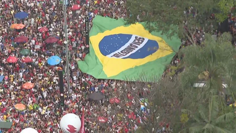 Tabata Amaral: “Democracia a gente não negocia”