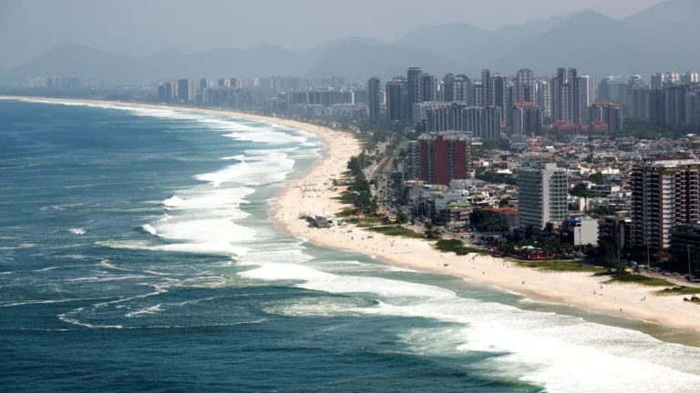 Barra da Tijuca passa a integrar nova Zona Sudoeste no Rio; entenda