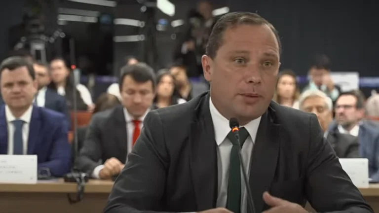 Moraes falou sobre delação já prevendo divergência de Fux, diz especialista