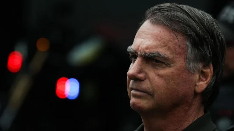 Por Bolsonaro, oposição mira reduzir penas