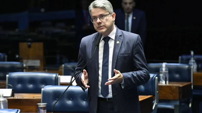 Não há espaço para aprovar PEC da Blindagem, diz relator à CNN