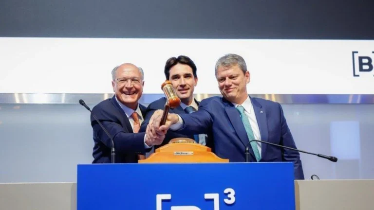 Análise: O túnel saiu, mas a polarização continua a céu aberto