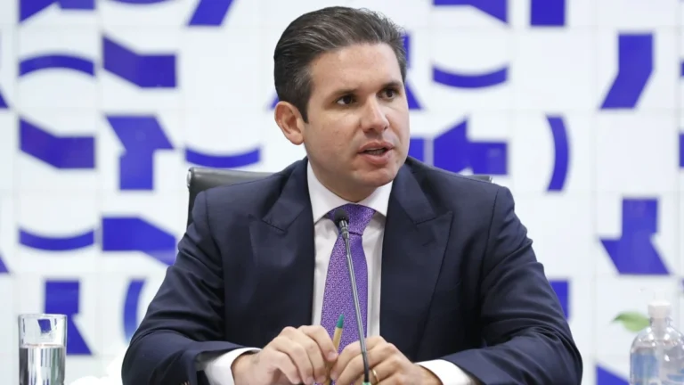 Hugo nega previsão de pautar anistia e definir novo relator para o projeto