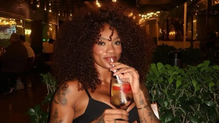 Patrícia Ramos fala sobre rotina fitness: “Nunca disse que sou natural”