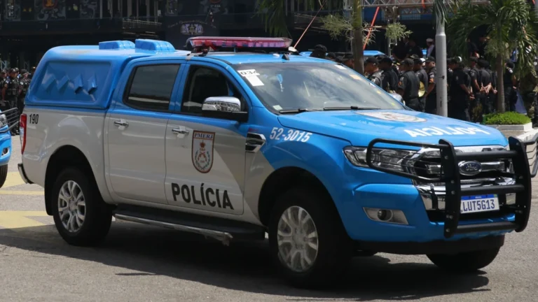 Homem é morto a tiros na zona Oeste do Rio