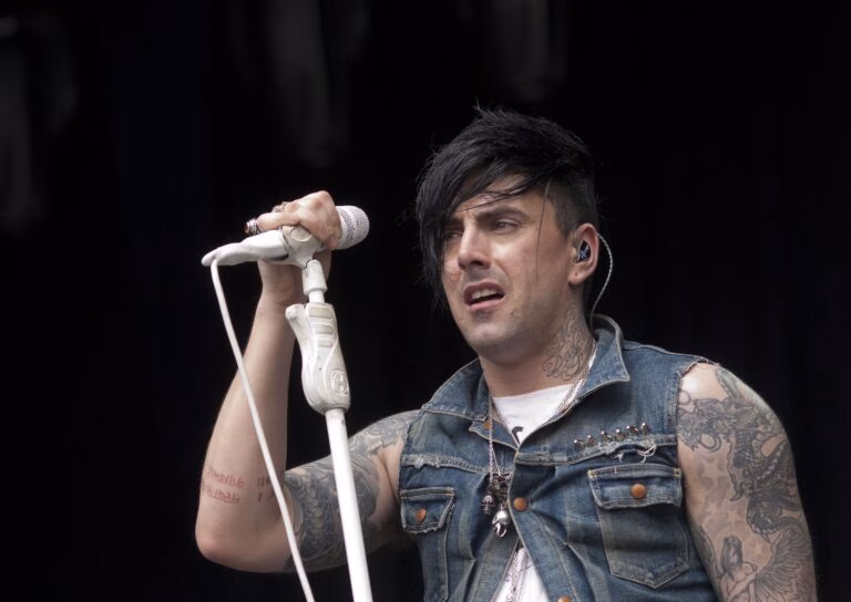 Ian Watkins, ex-vocalista da Lostprophets, é morto em ataque em prisão