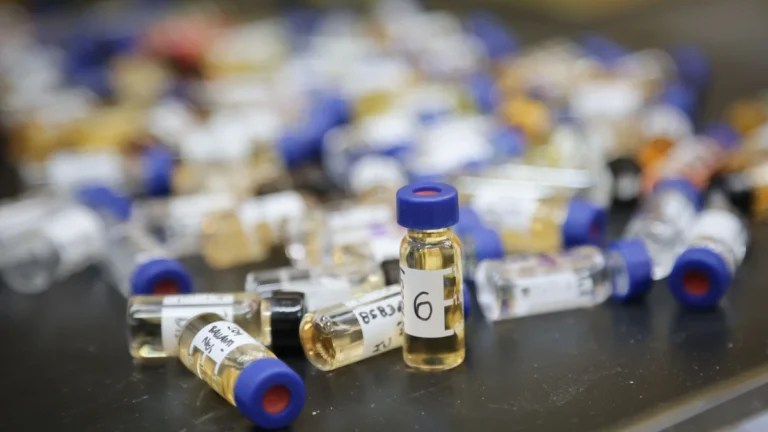 MPF notifica Ministério da Saúde e Anvisa a explicar protocolo para metanol
