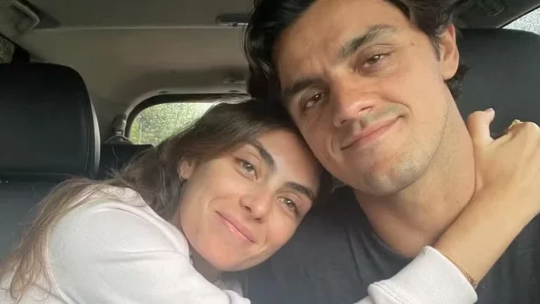 Felipe Simas comenta fala da mulher sobre orar para ele não conseguir papéis