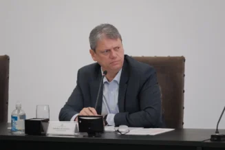 Tarcísio diz que megaoperação no RJ foi 