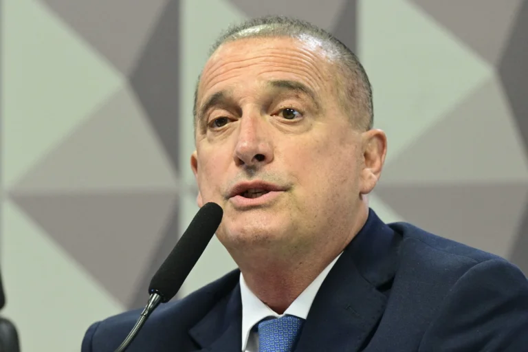 Problema em descontos do INSS era recorrente, mas sem relevância, diz Onyx