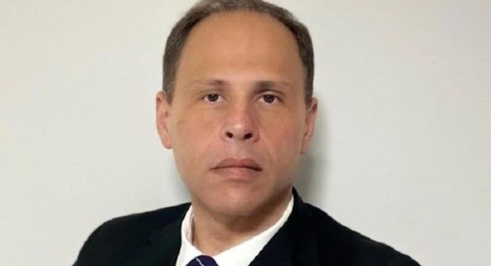 Moraes vota para aceitar denúncia da PGR e tornar ex-assessor réu