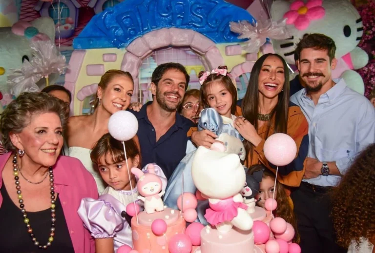 Sabrina Sato e Duda Nagle celebram aniversário da filha Zoe
