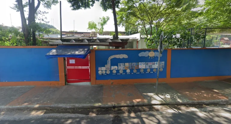 Polícia investiga ida de agentes armados a escola por desenho de orixá