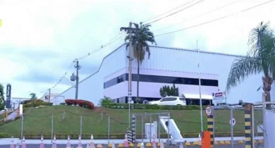 Explosão em fábrica de móveis mata funcionário e deixa dois feridos no interior de SP