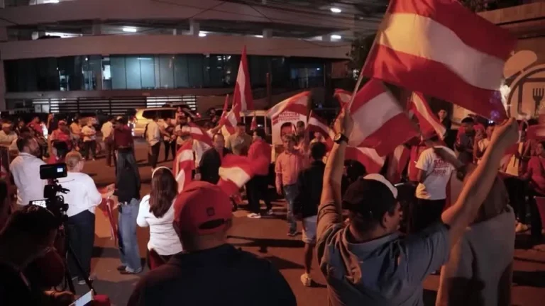 Apoiadores de candidato centrista de Honduras protestam sobre apuração